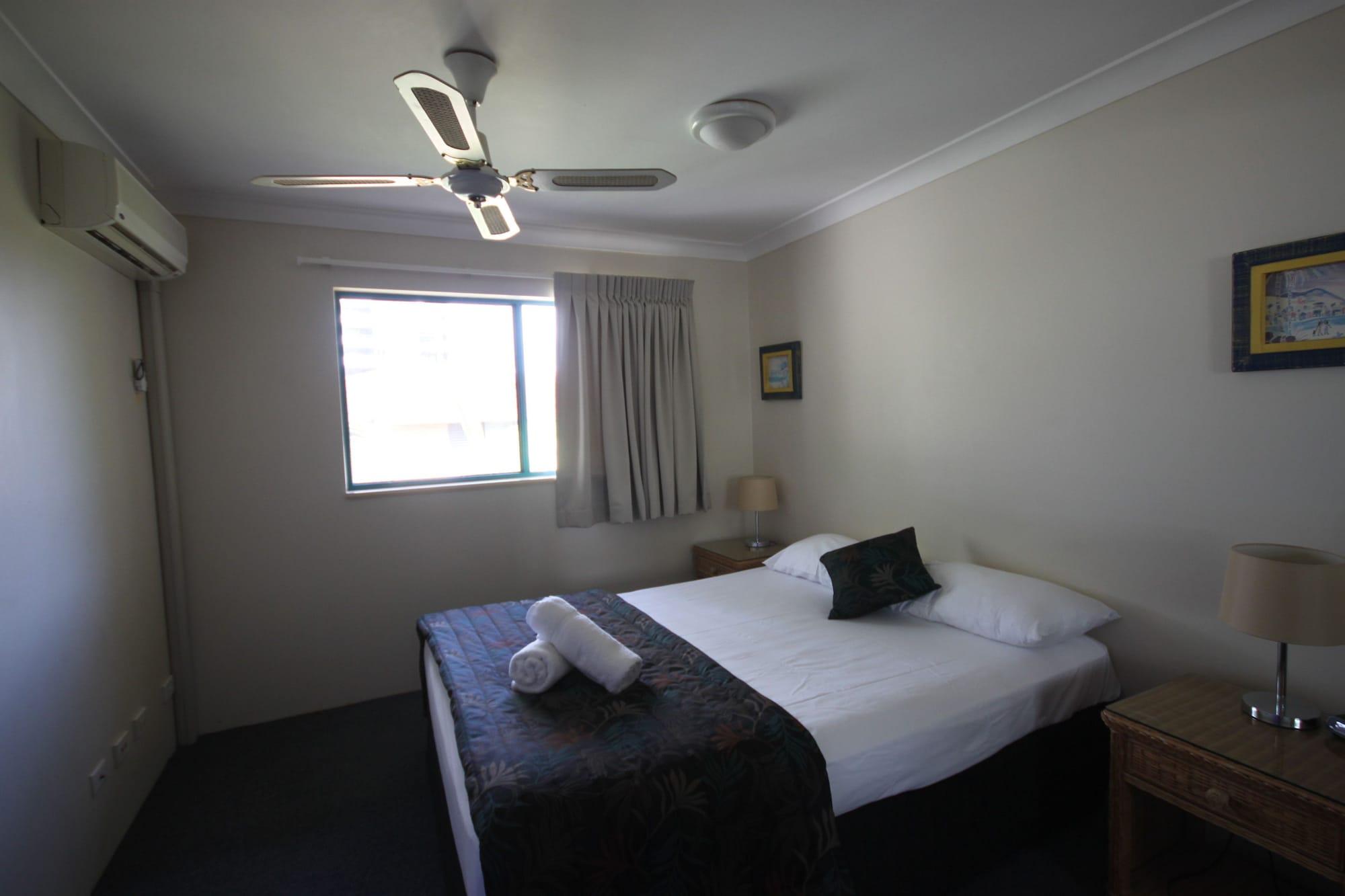 Aruba Beach Resort Broadbeach Bagian luar foto