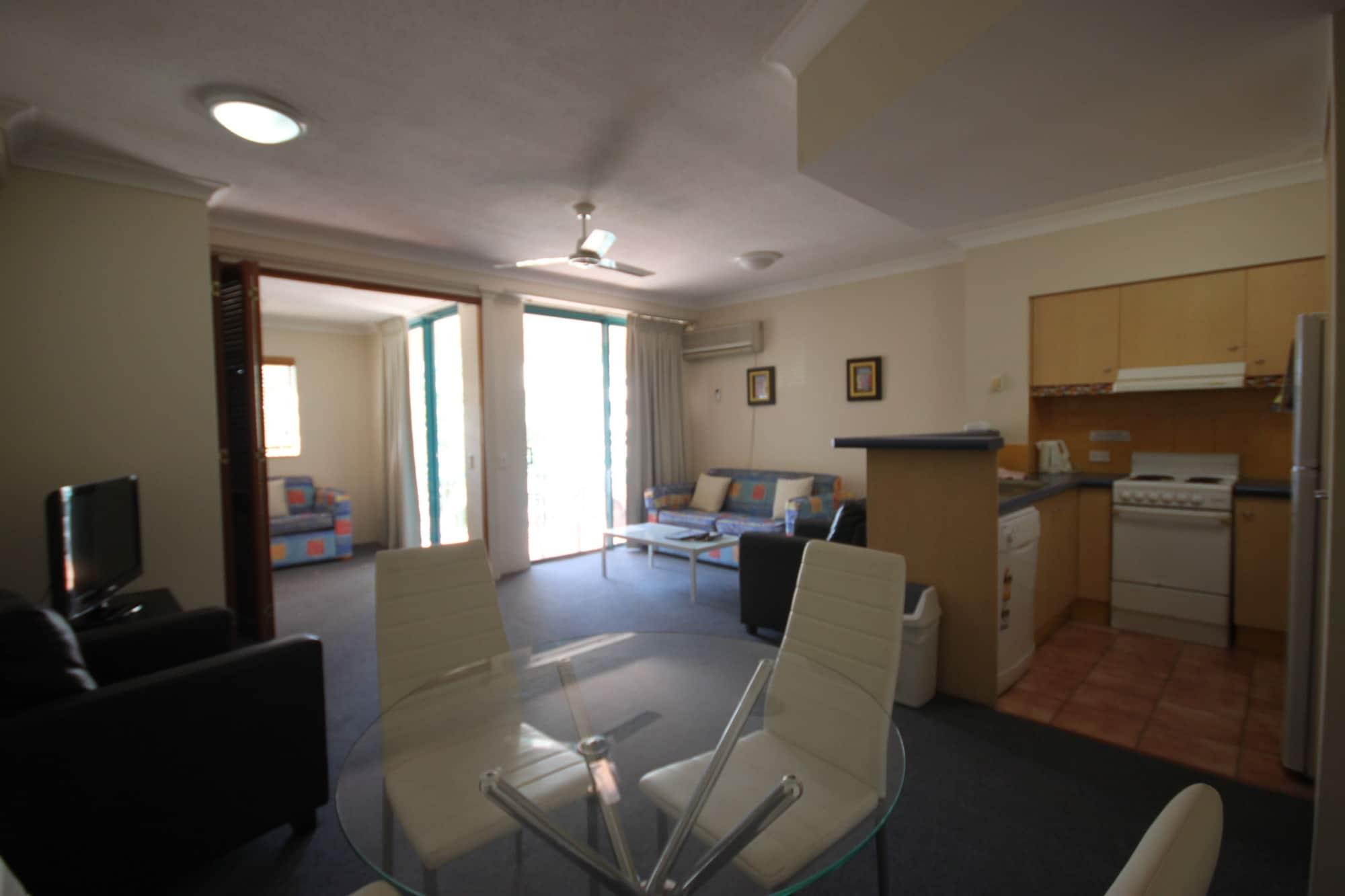 Aruba Beach Resort Broadbeach Bagian luar foto