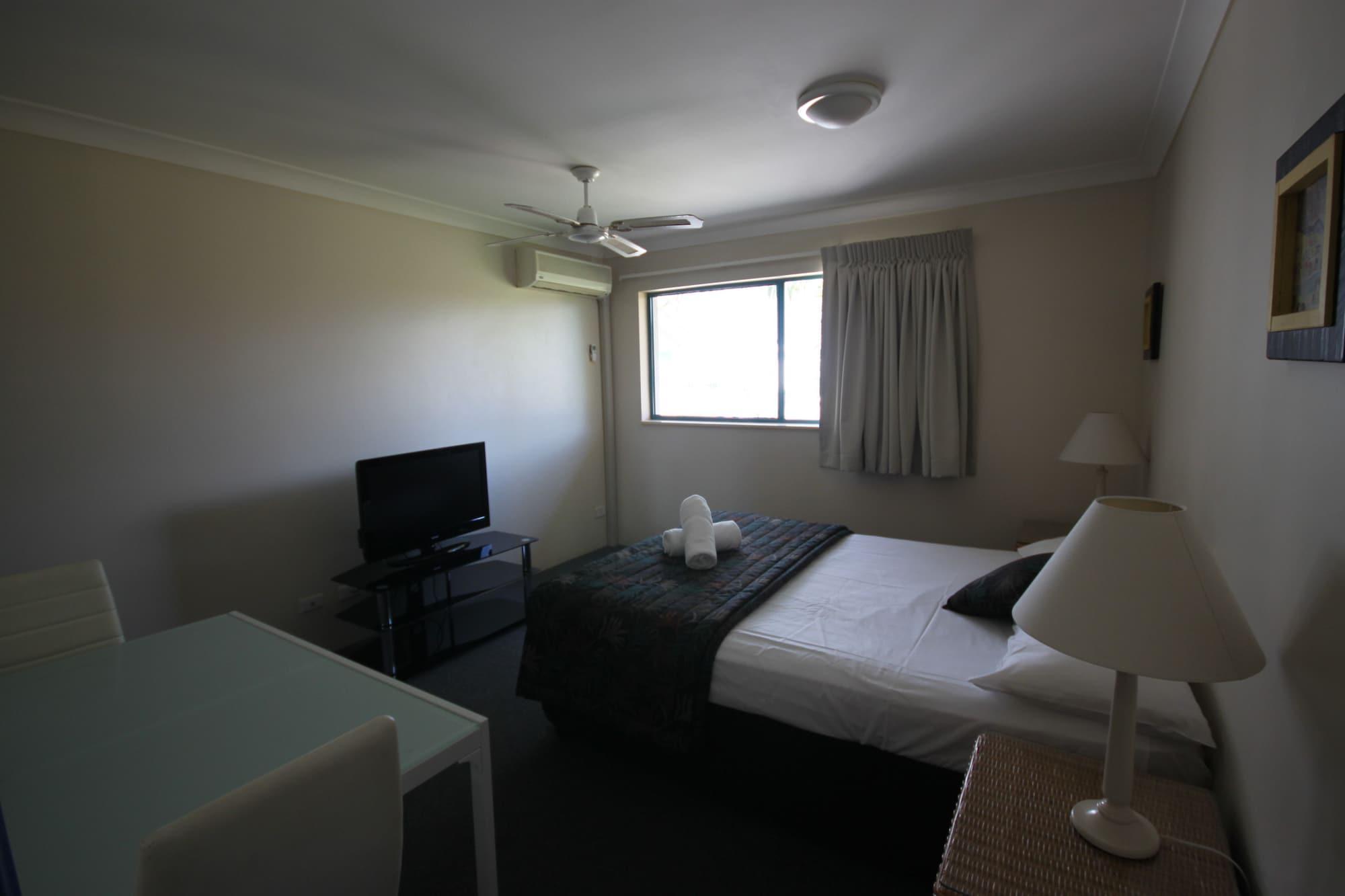 Aruba Beach Resort Broadbeach Bagian luar foto