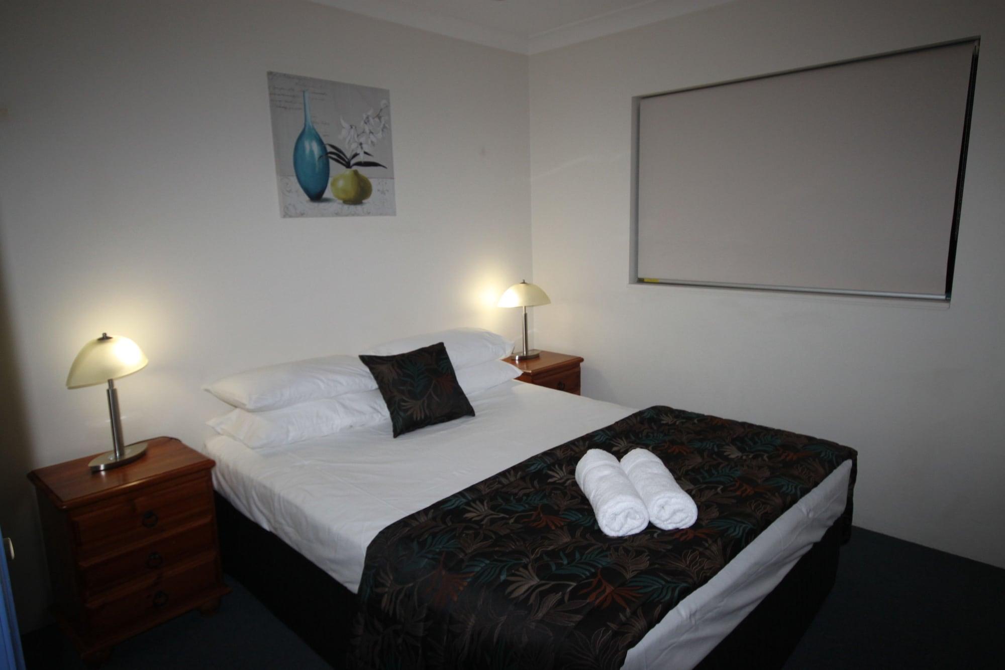 Aruba Beach Resort Broadbeach Bagian luar foto