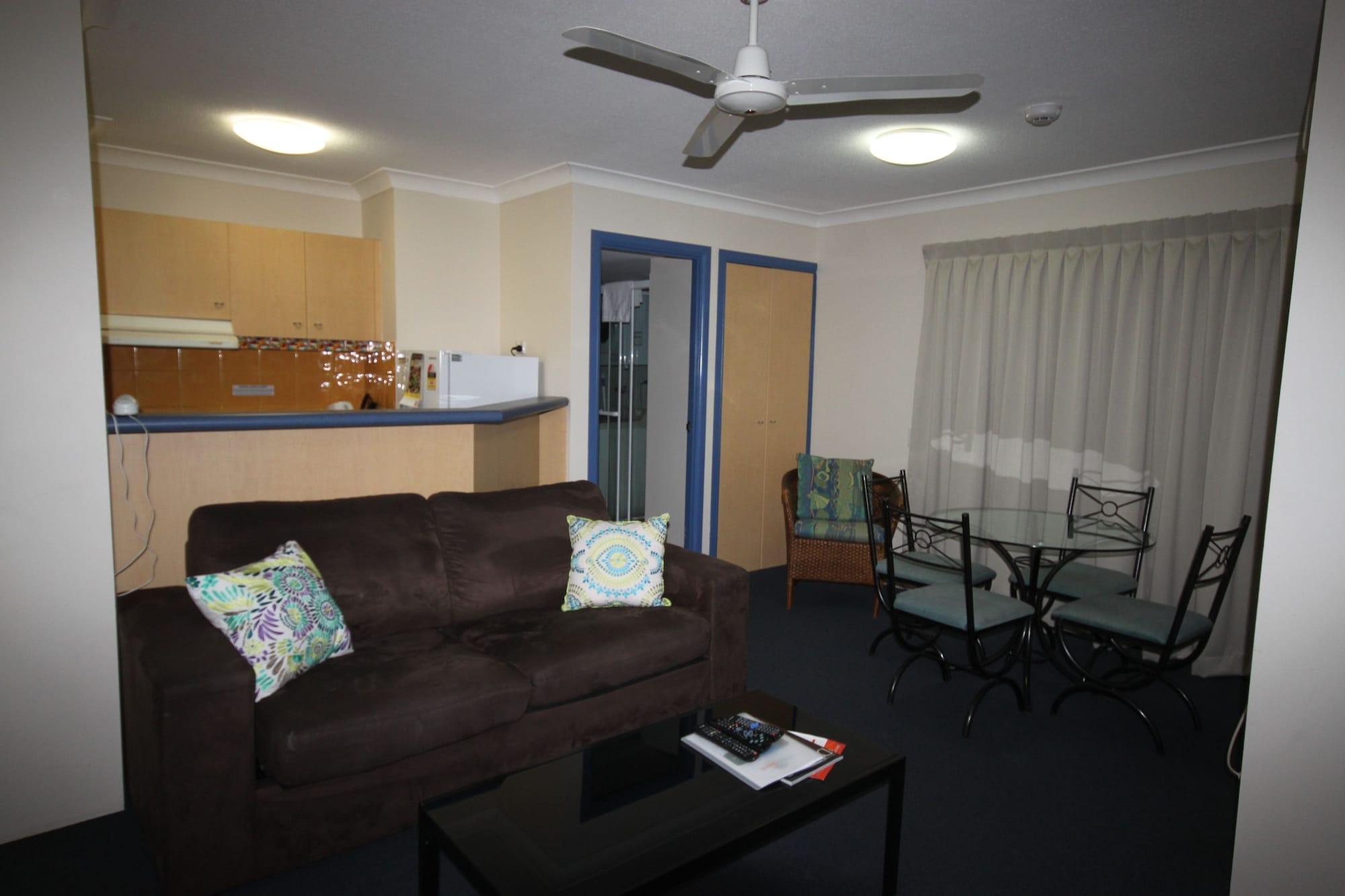 Aruba Beach Resort Broadbeach Bagian luar foto